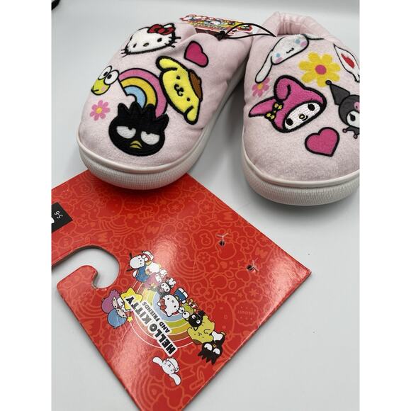 New! Hello Kitty & Friends Women’s House Slippers Size Small 5-6 - Picture 3 of 6